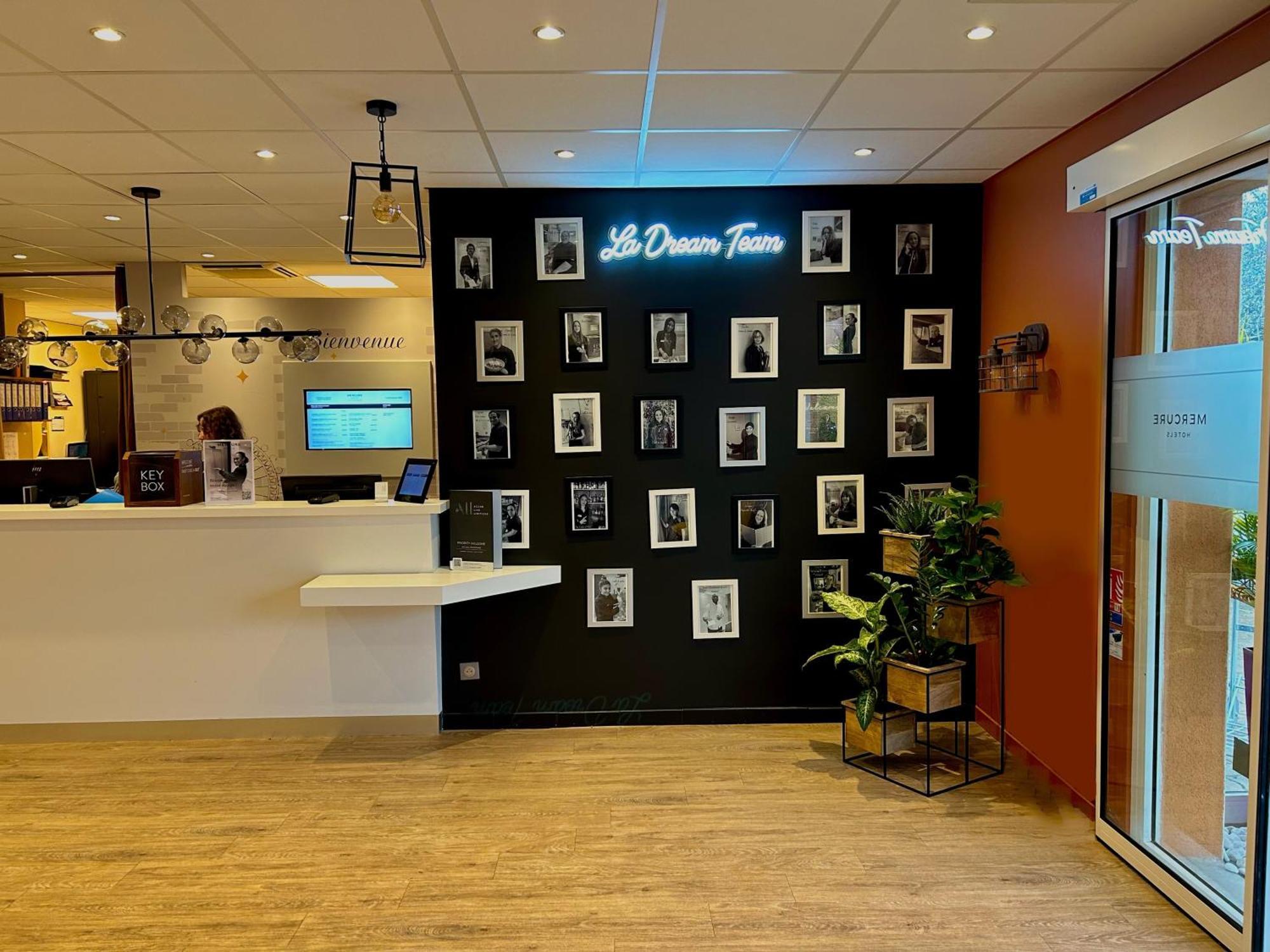 Mercure Lyon Est שאפונה מראה חיצוני תמונה